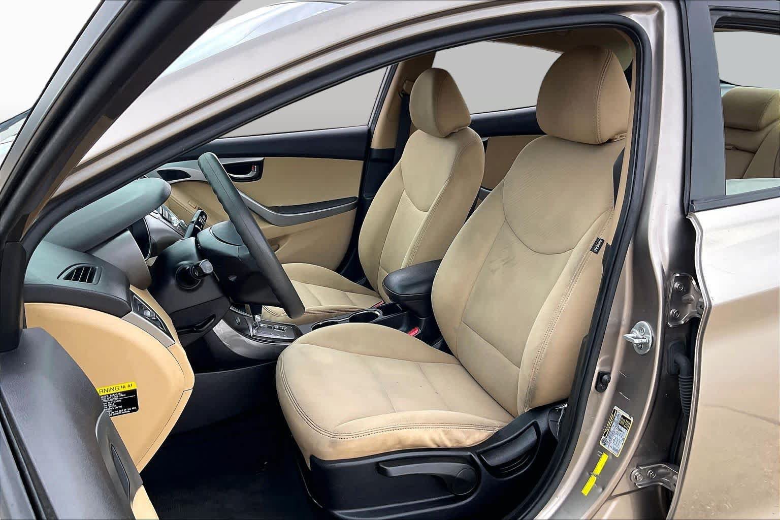 Used 2013 Hyundai Elantra GLS FWD image 8