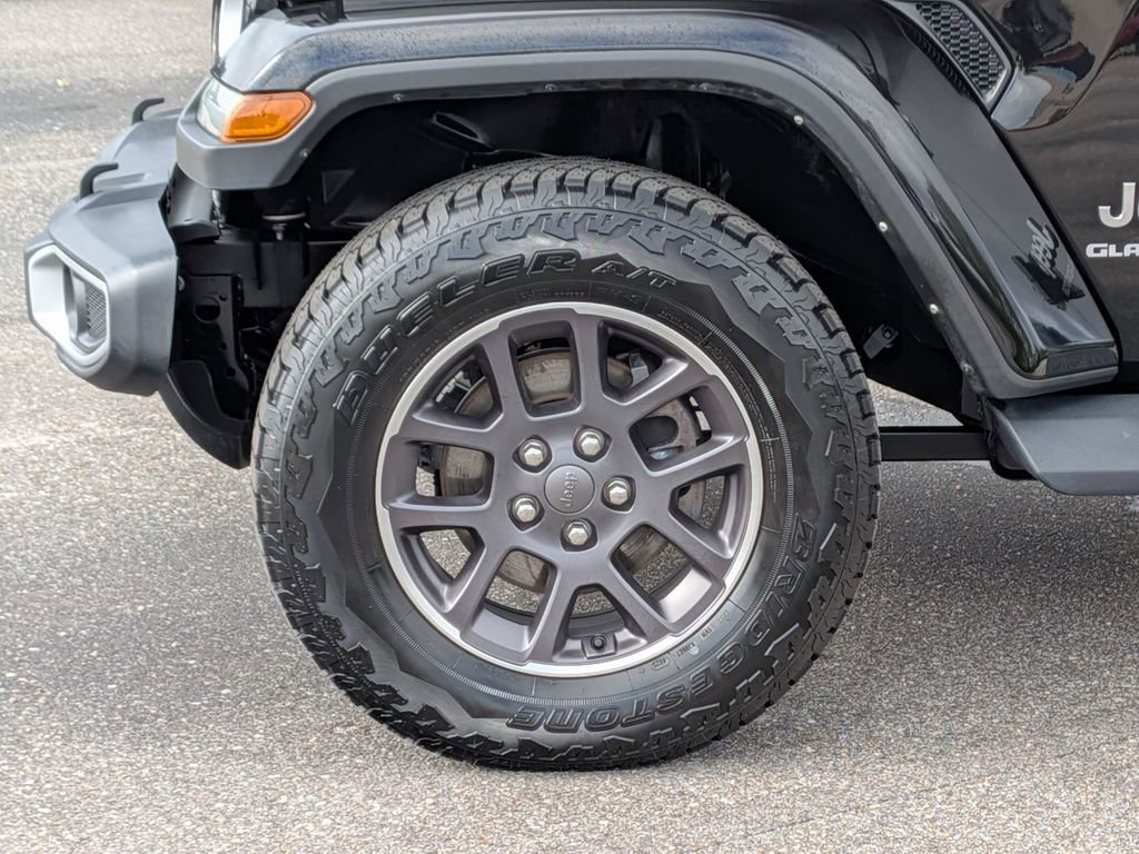 Used 2021 Jeep Gladiator Overland w/ Popular Equipment Package image 12