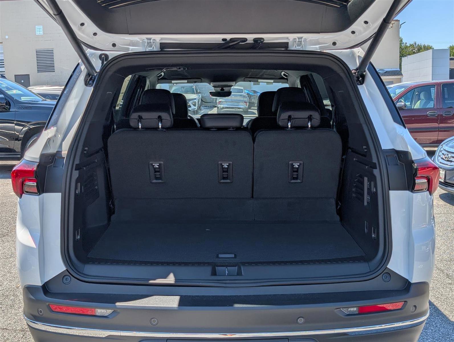 New 2026 Buick Enclave Preferred w/ Power Package image 10