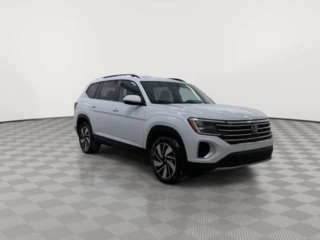 Used 2025 Volkswagen Atlas SE AWD/4WD image 13
