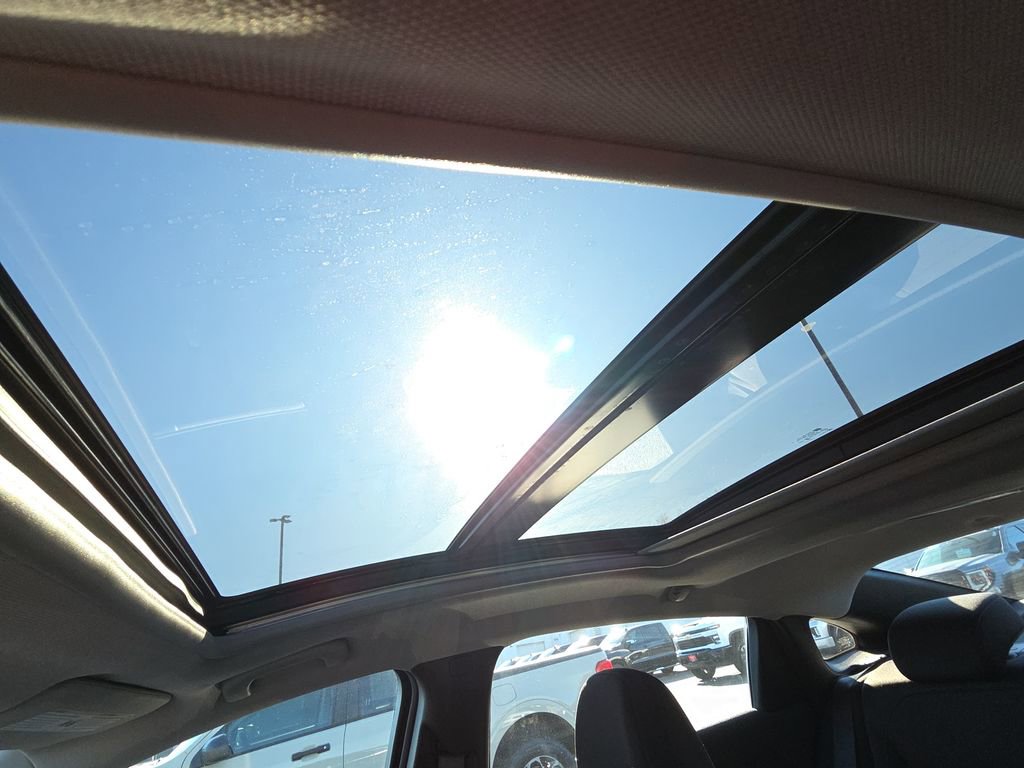 Used 2024 Chevrolet Malibu LT image 26