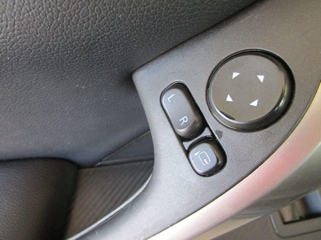 Used 2024 Mitsubishi Eclipse Cross SE AWD/4WD image 22