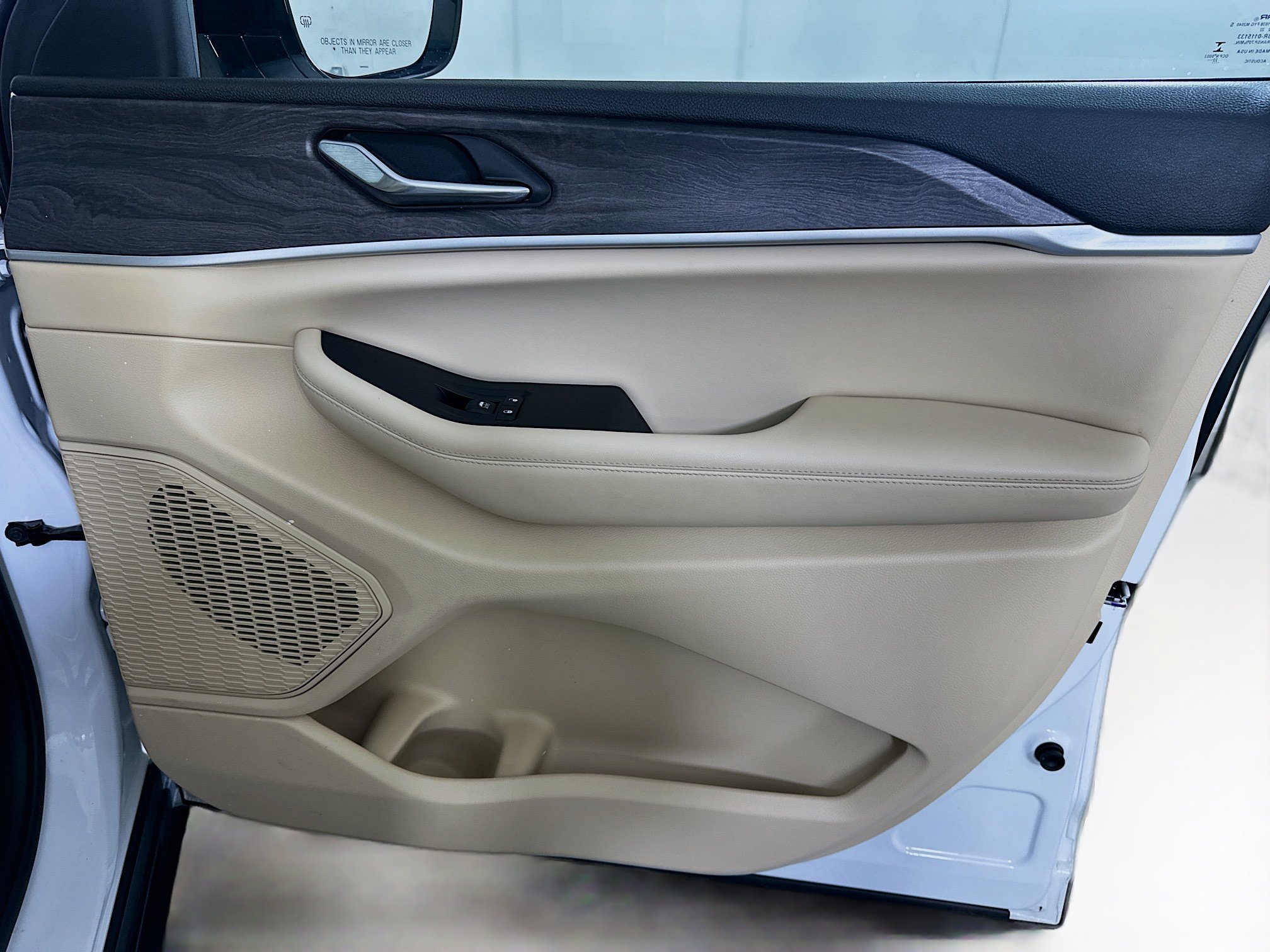 Used 2023 Jeep Grand Cherokee Limited AWD/4WD image 33