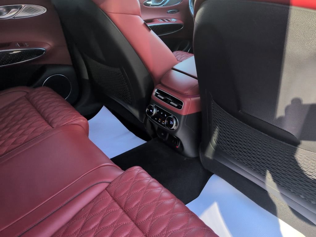 Used 2023 Genesis GV70 3.5T Sport w/ Sport Prestige Package image 24