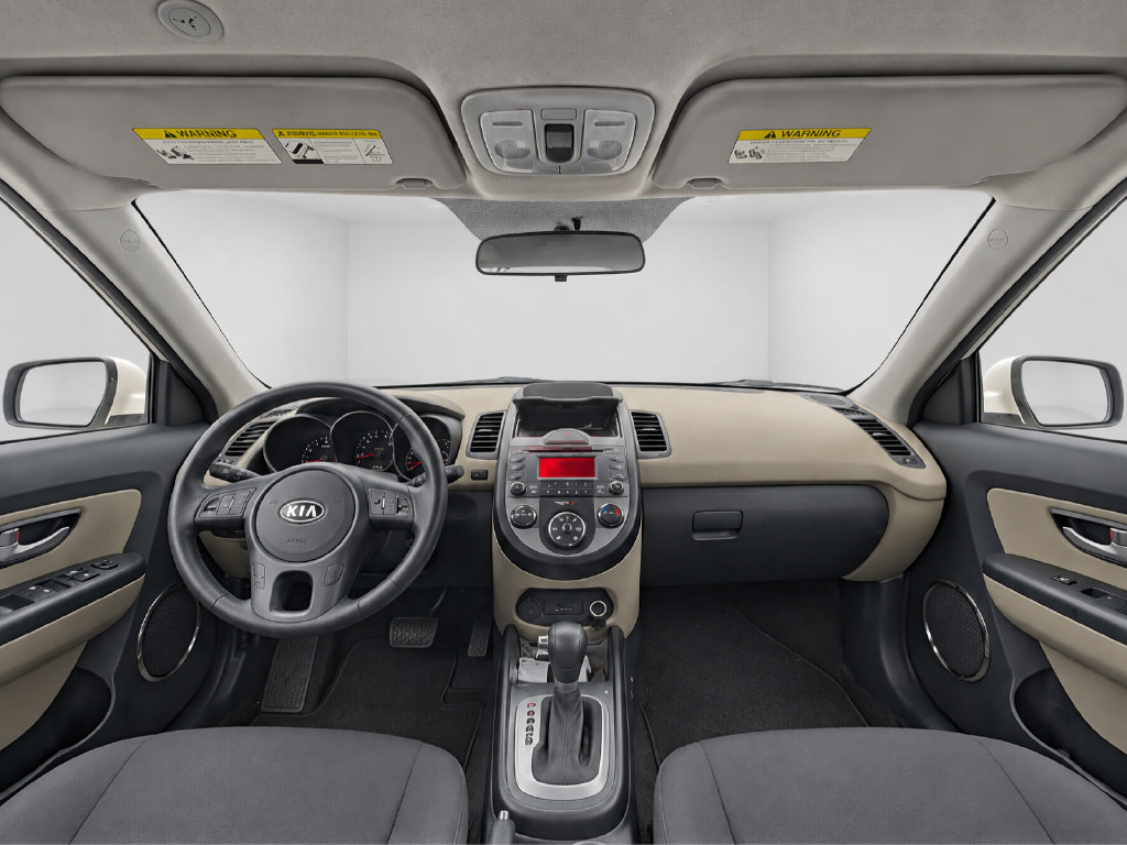 Used 2011 Kia Soul ! FWD image 12