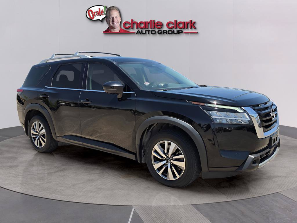 Used 2023 Nissan Pathfinder SL FWD image 8