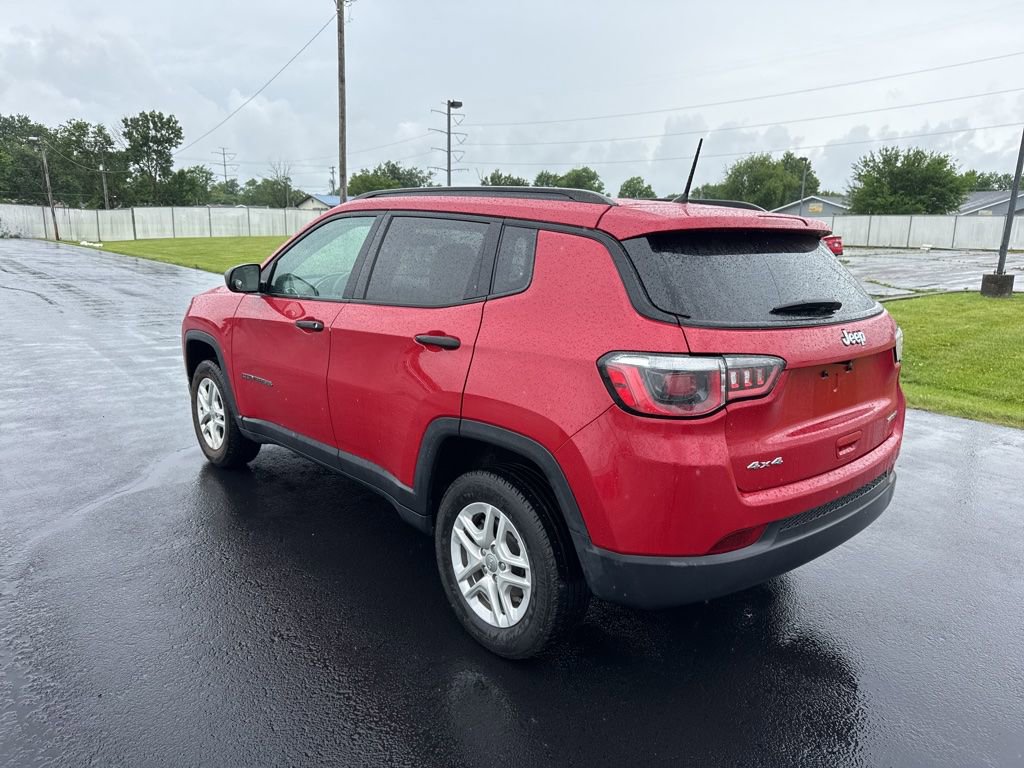 Used 2018 Jeep Compass Sport AWD/4WD image 5