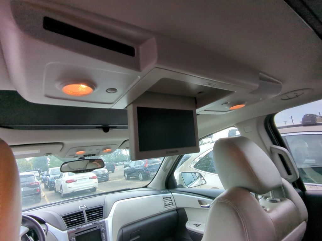 Used 2011 Chevrolet Traverse LTZ AWD/4WD image 9