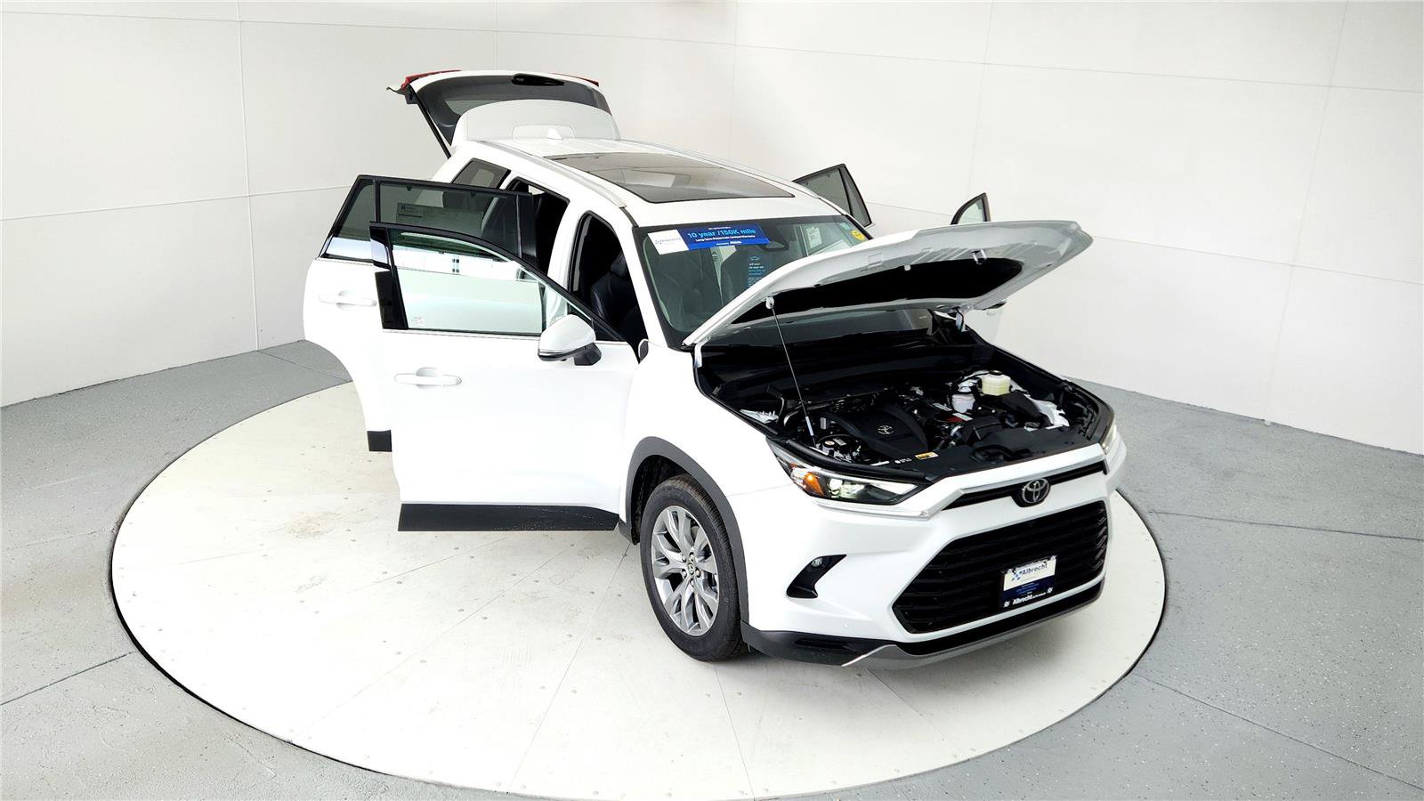 New 2025 Toyota Grand Highlander FWD image 17