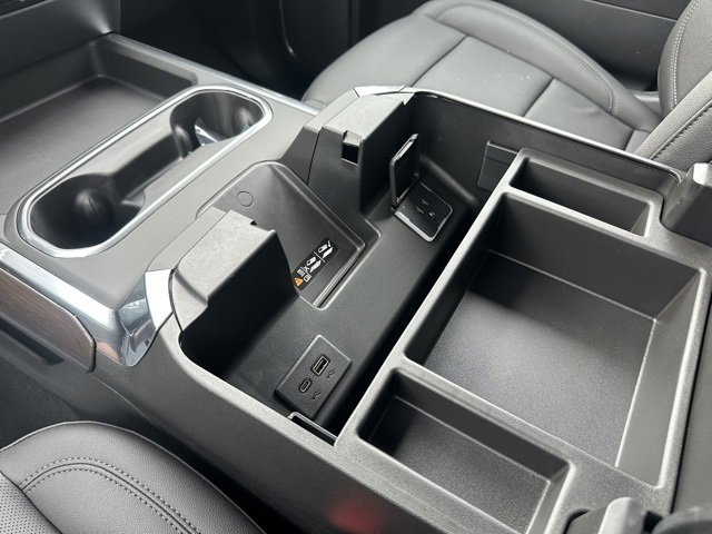New 2025 GMC Sierra 2500 SLT w/ SLT Convenience Package image 26