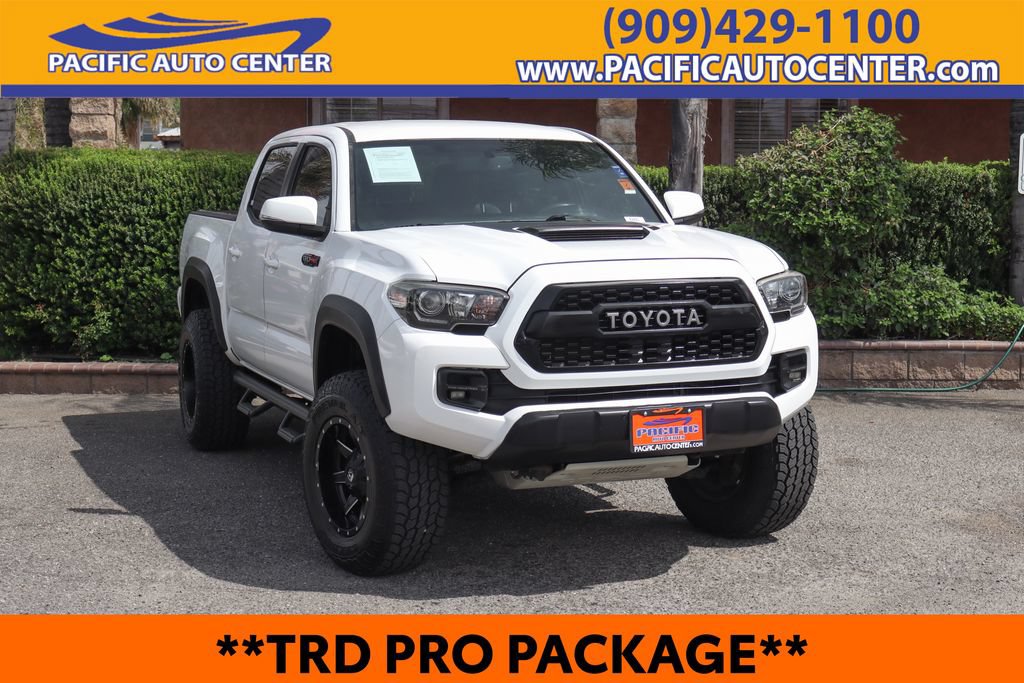 Used 2017 Toyota Tacoma TRD Pro AWD/4WD image 1