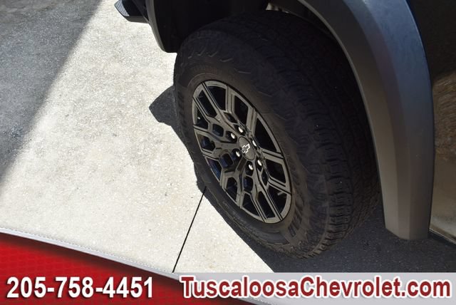 Used 2023 Chevrolet Colorado Trail Boss w/ Advanced Trailering Package AWD/4WD image 13
