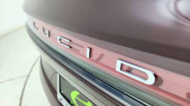 Used 2024 Lucid Air Pure RWD image 16
