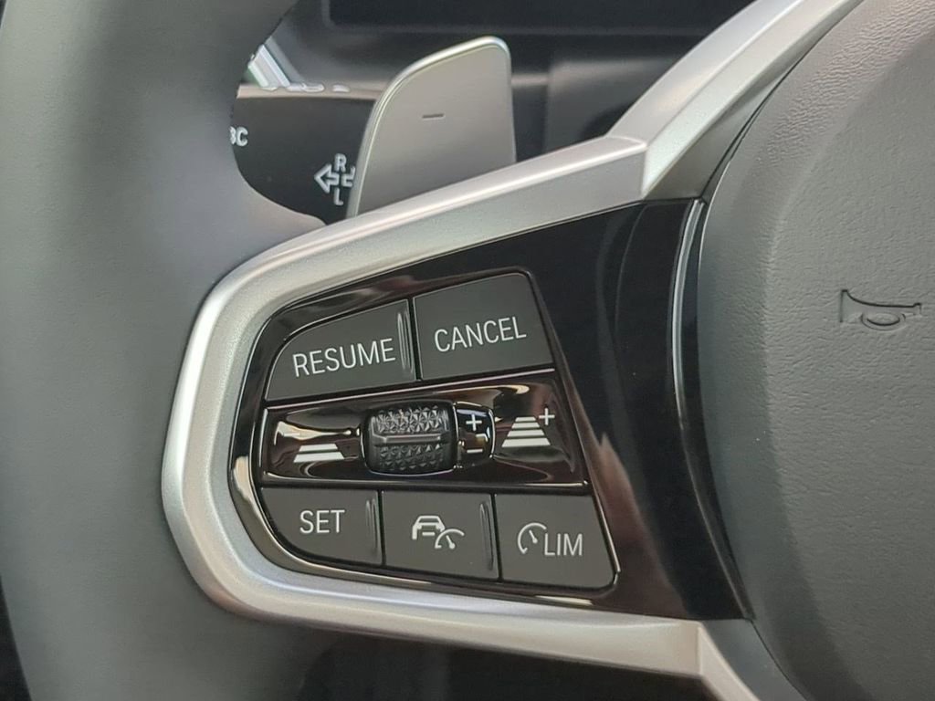 New 2026 BMW 330i Sedan w/ M Sport Package image 26