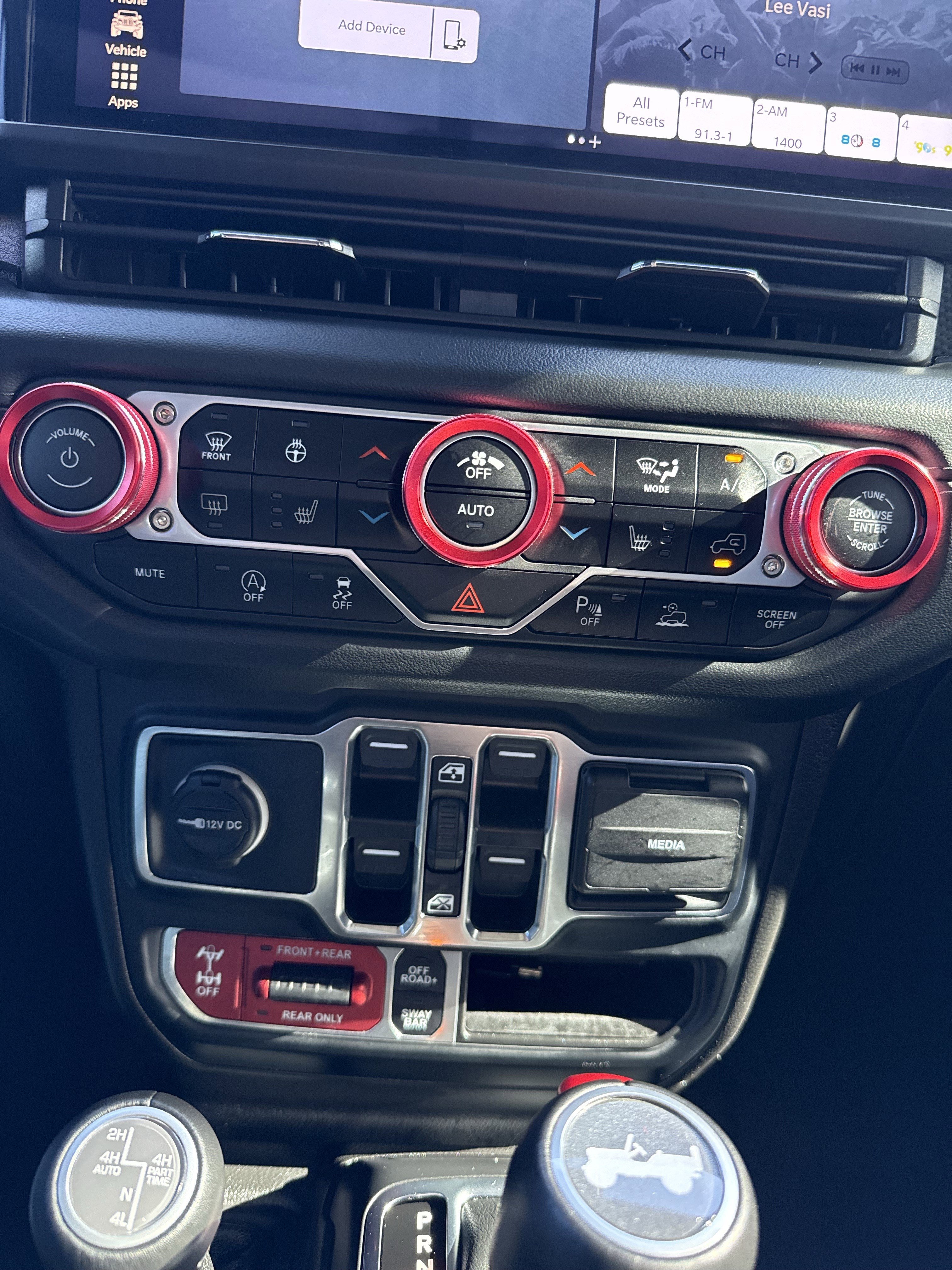 Used 2024 Jeep Wrangler Unlimited Rubicon image 29