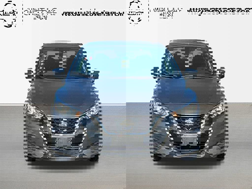 Used 2021 Nissan Versa SV image 2