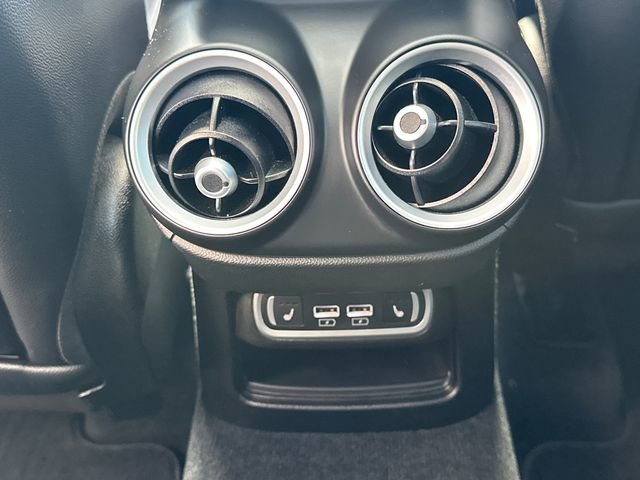 Used 2022 Alfa Romeo Stelvio Ti image 19