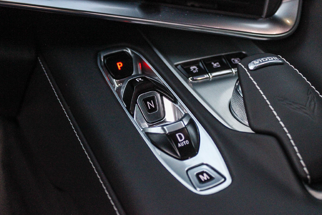 Used 2024 Chevrolet Corvette Z06 RWD image 19