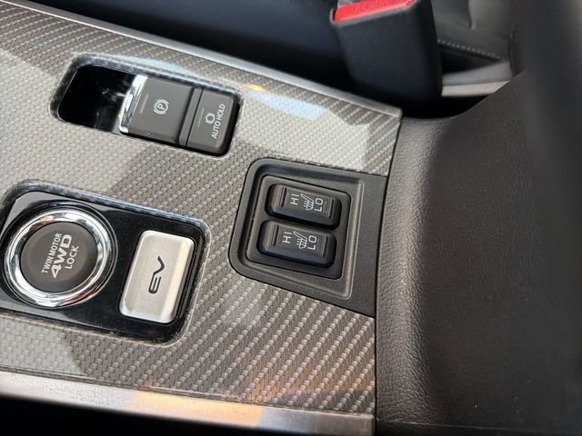 Used 2020 Mitsubishi Outlander GT AWD/4WD image 31