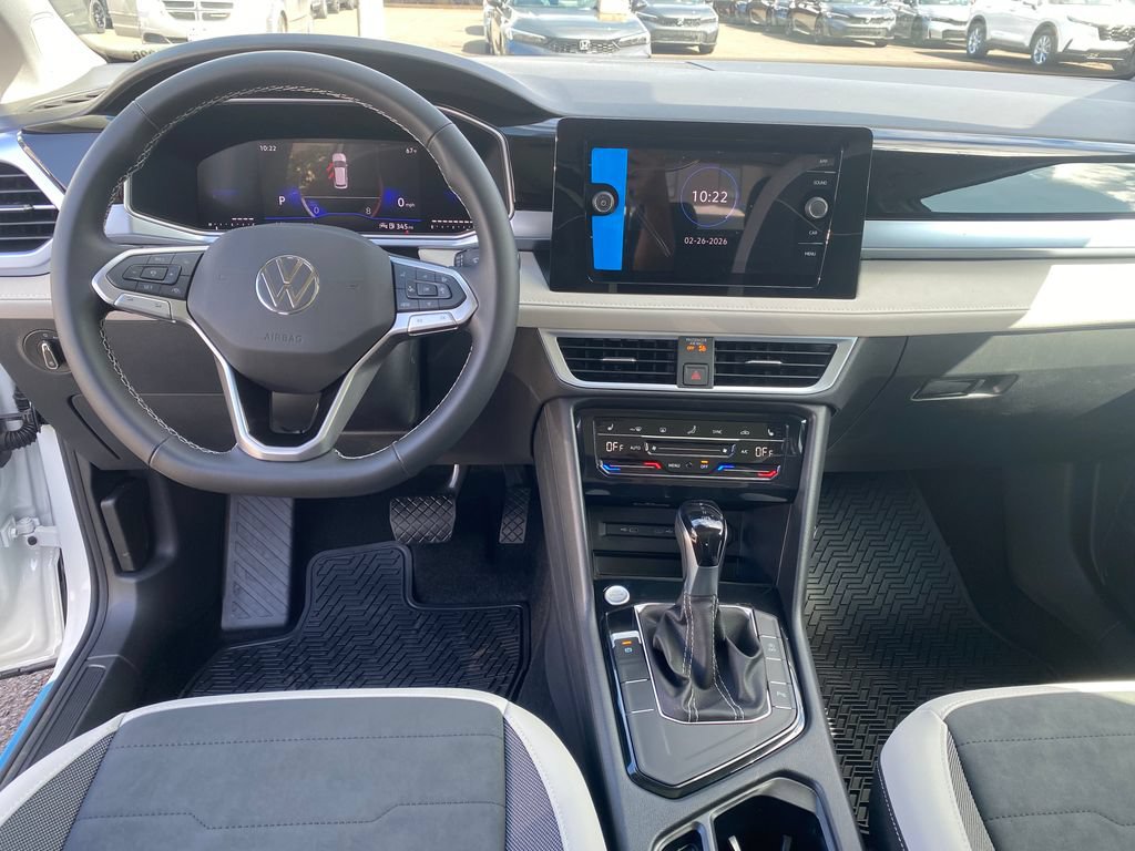 New 2026 Volkswagen Taos SE FWD image 12