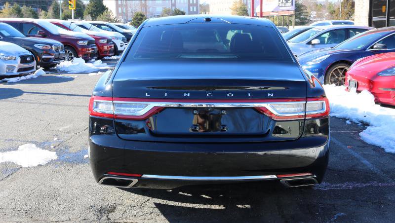 Used 2017 Lincoln Continental Select image 7