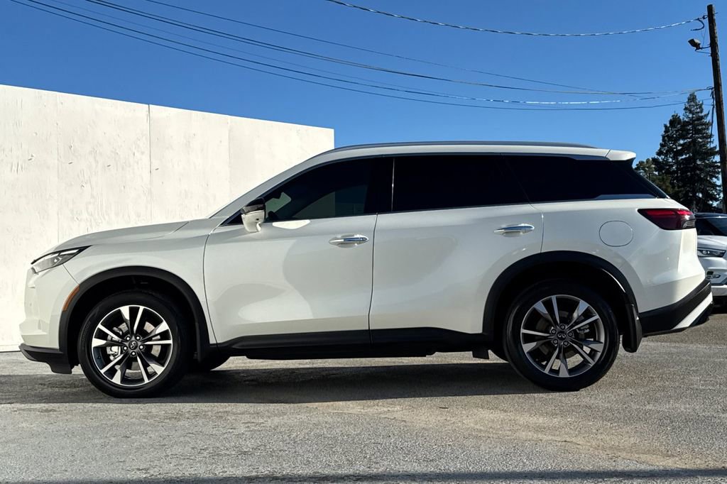 Certified 2023 INFINITI QX60 Luxe image 6