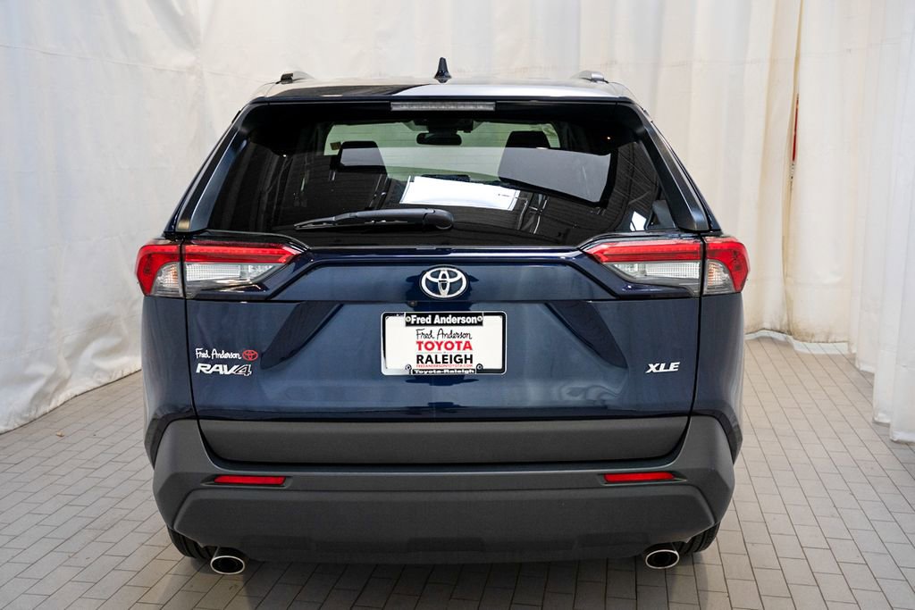 Used 2025 Toyota RAV4 XLE w/ Weather Package image 4