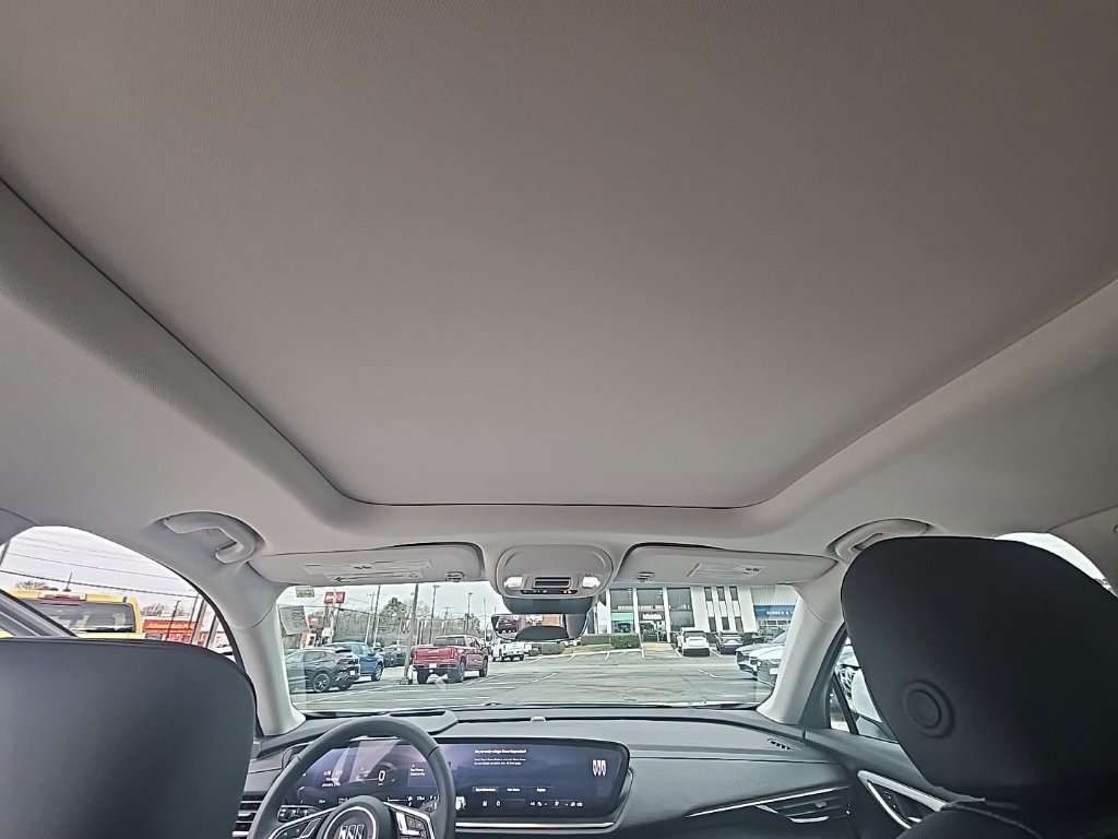 New 2025 Buick Envision Avenir image 16