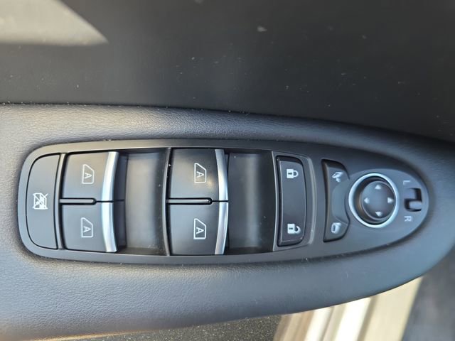 Used 2023 INFINITI QX55 Luxe w/ Cargo Package AWD/4WD image 30