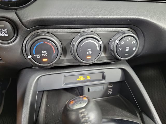 Used 2025 MAZDA MX-5 Miata Sport RWD image 21