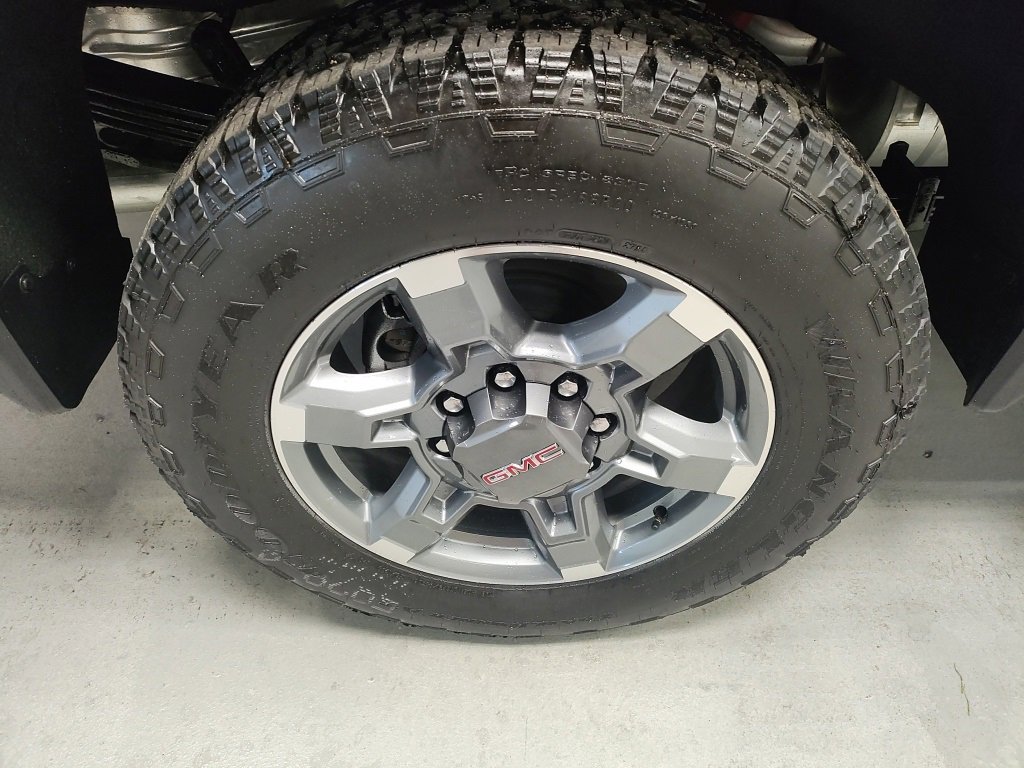 New 2026 GMC Sierra 2500 SLT image 3