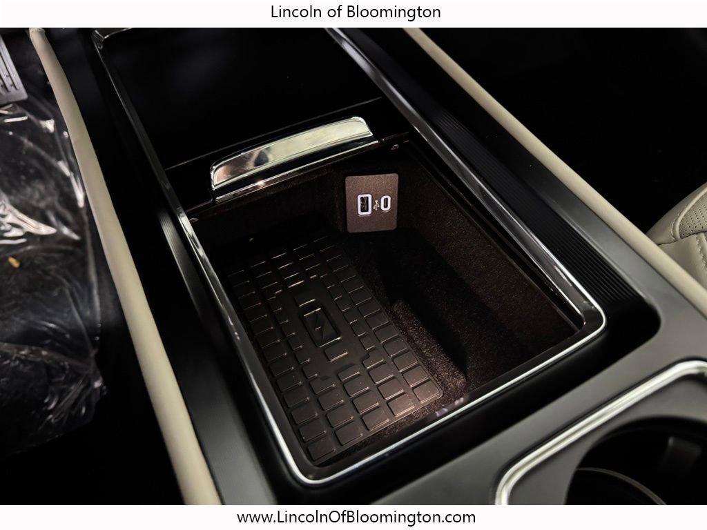 New 2026 Lincoln Corsair Premiere AWD/4WD image 32