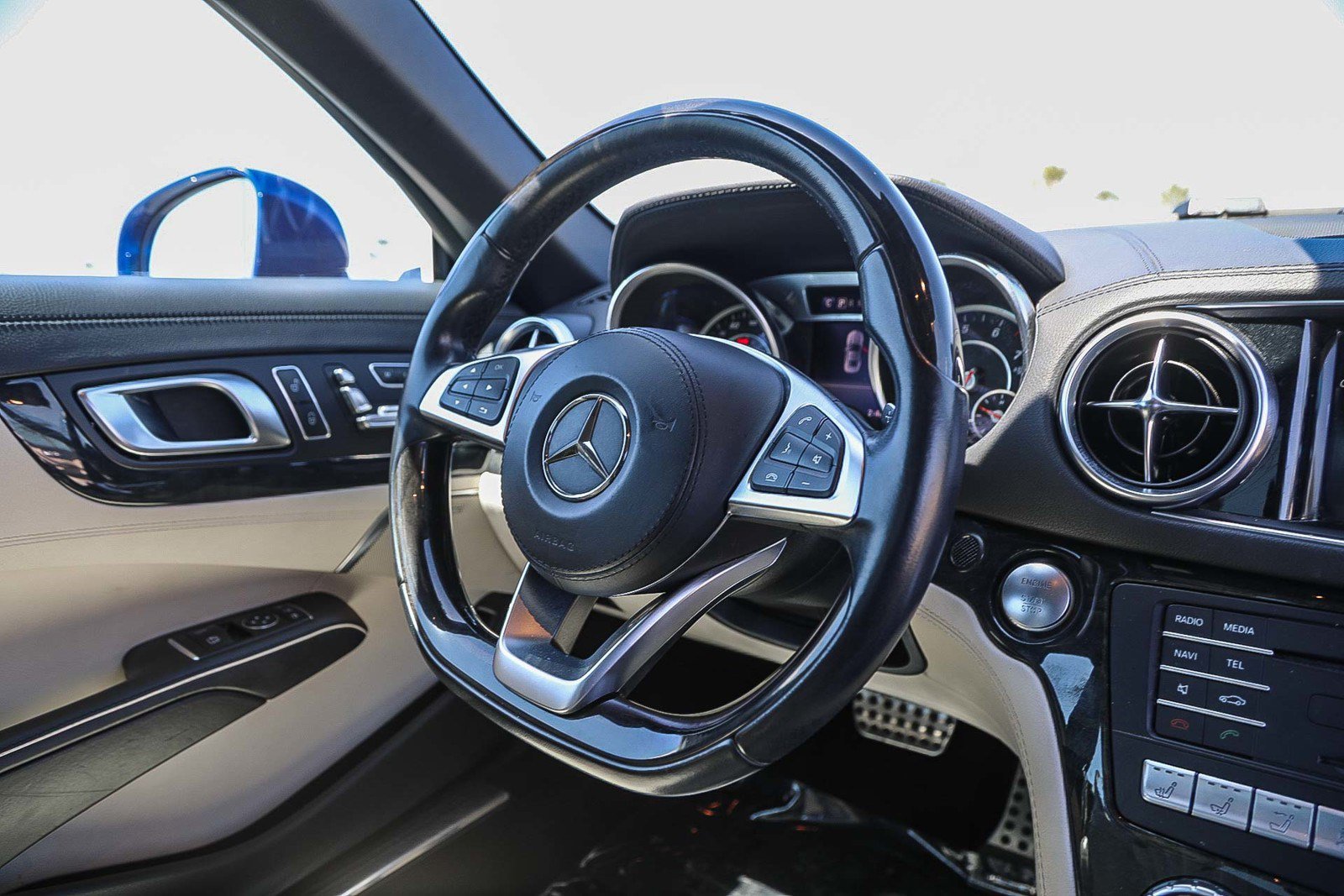 Used 2017 Mercedes-Benz SL 450 image 15