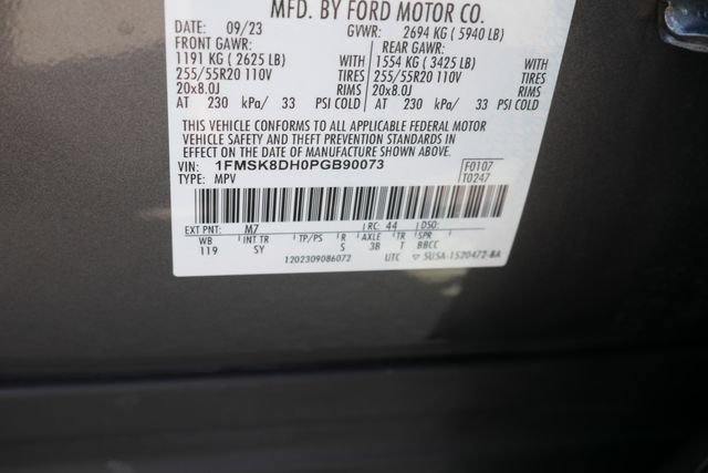 Used 2023 Ford Explorer XLT w/ Equipment Group 202A AWD/4WD image 30