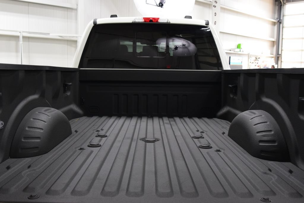 Used 2022 Ford F350 Lariat w/ Lariat Ultimate Package AWD/4WD image 21