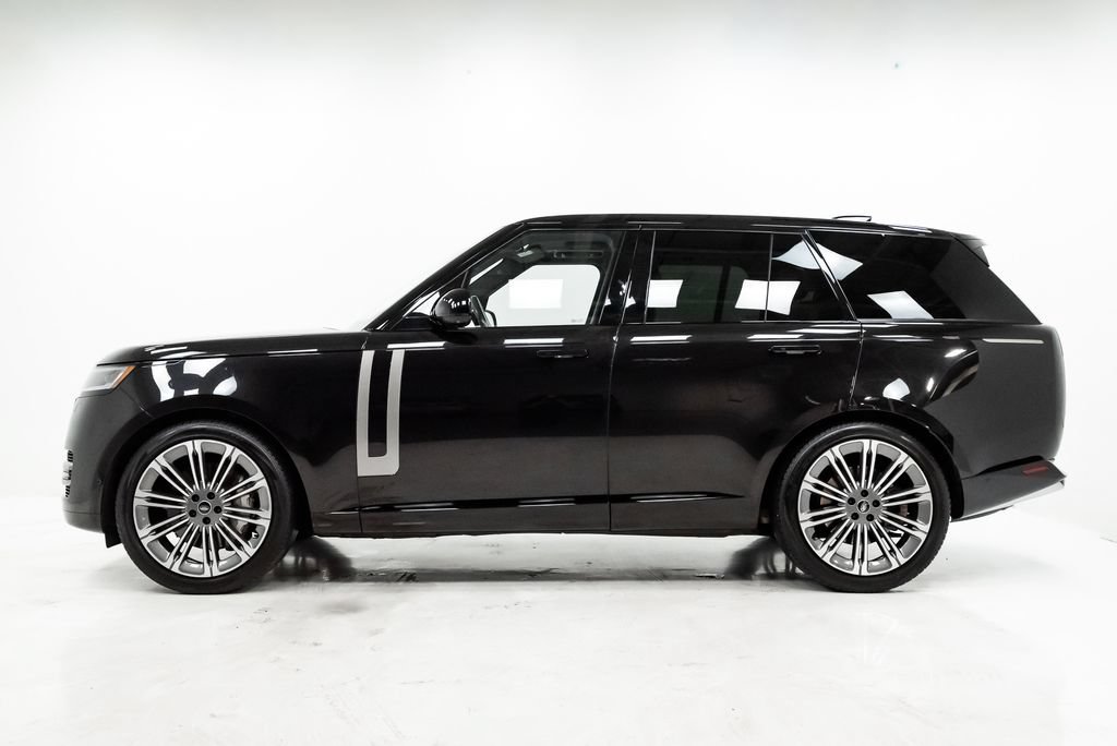 Used 2024 Land Rover Range Rover SE AWD/4WD image 28