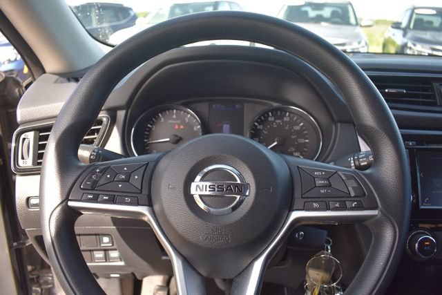 Used 2018 Nissan Rogue S FWD image 27