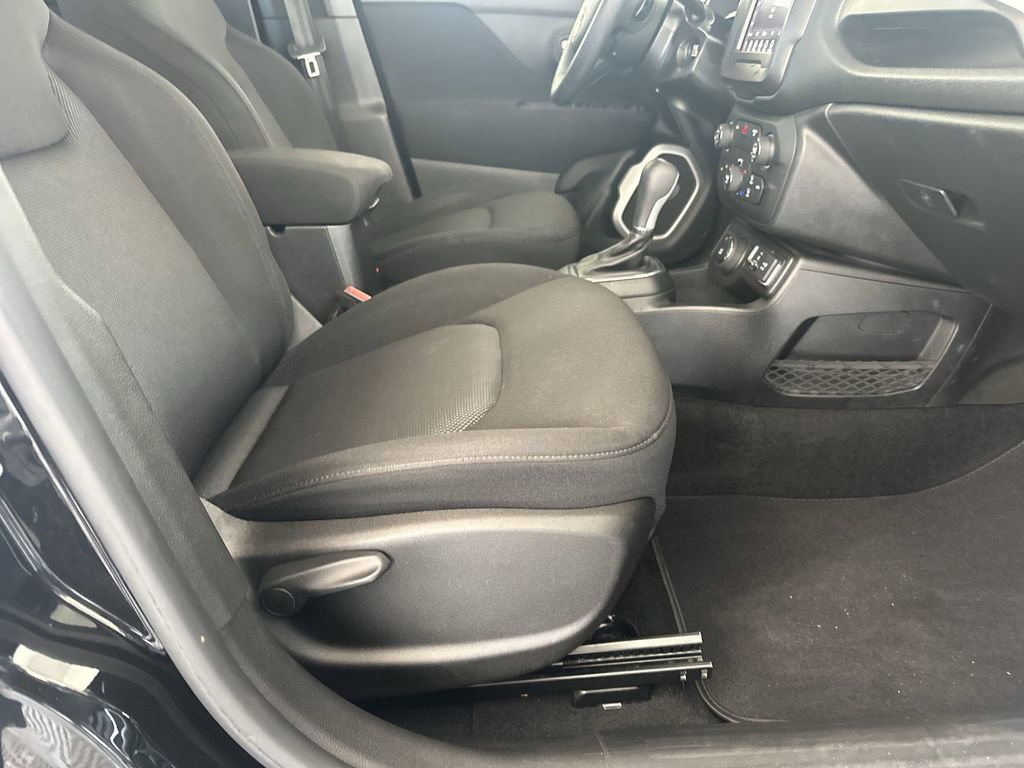 Used 2020 Jeep Renegade Sport w/ Sport Appearance Group image 36