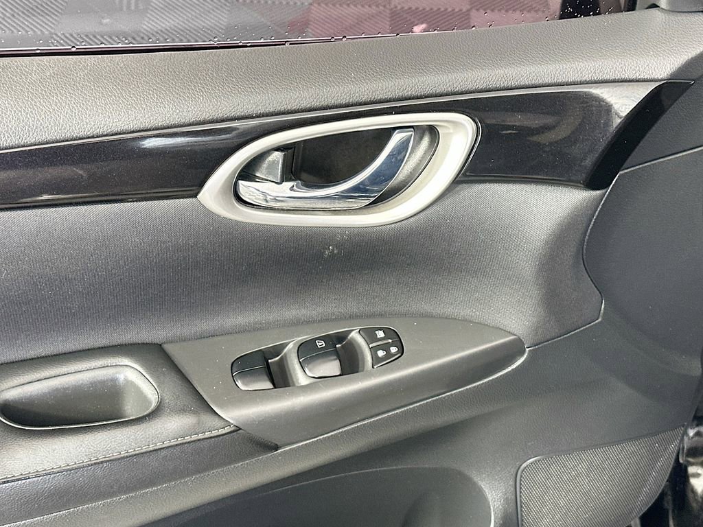 Used 2018 Nissan Sentra SV image 17
