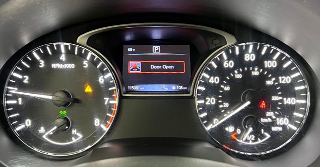 Used 2017 Nissan Altima 2.5 SL w/ Moonroof Package image 25