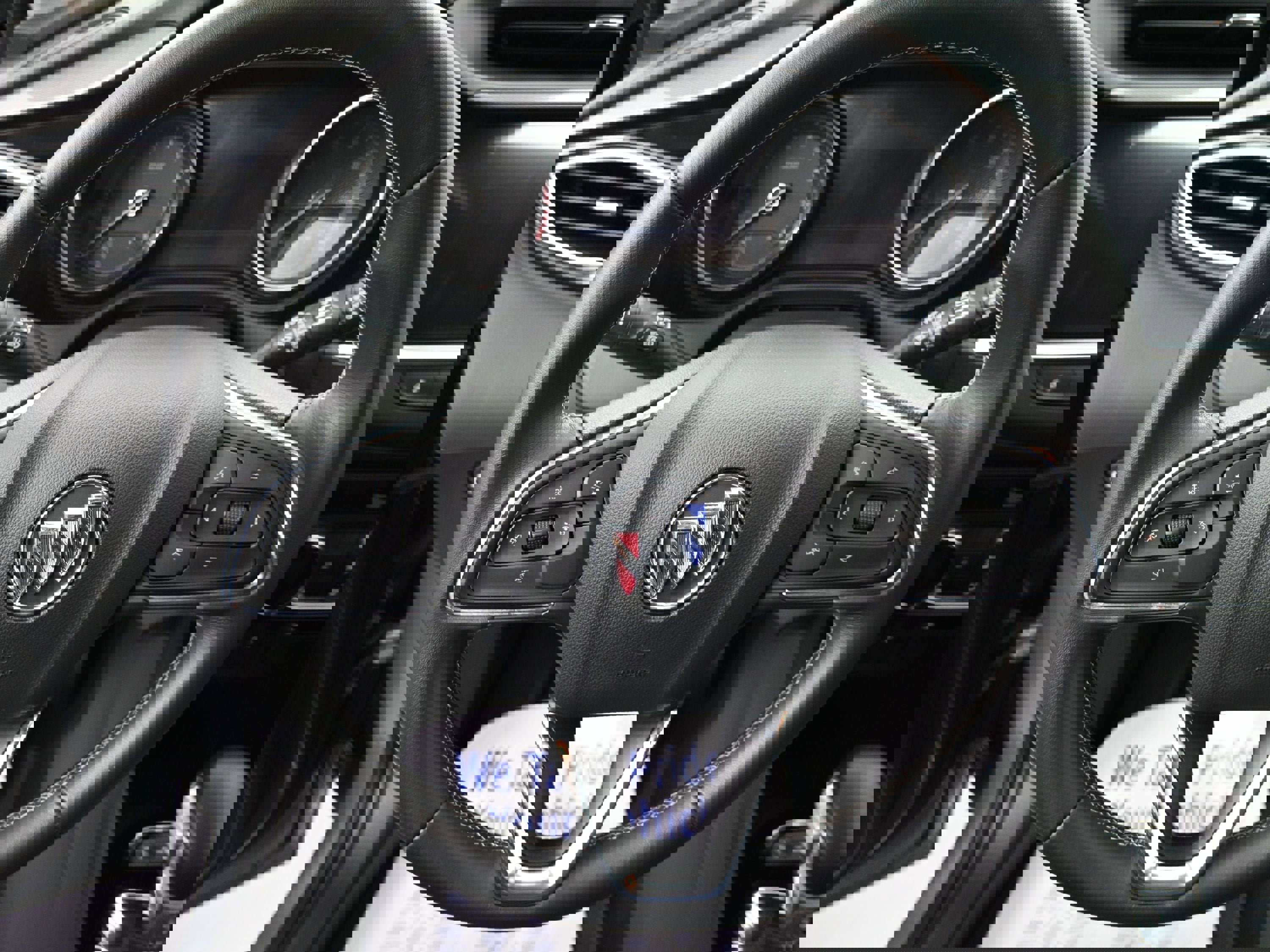 Used 2023 Buick Encore GX Preferred w/ Cold Weather Comfort Package image 11