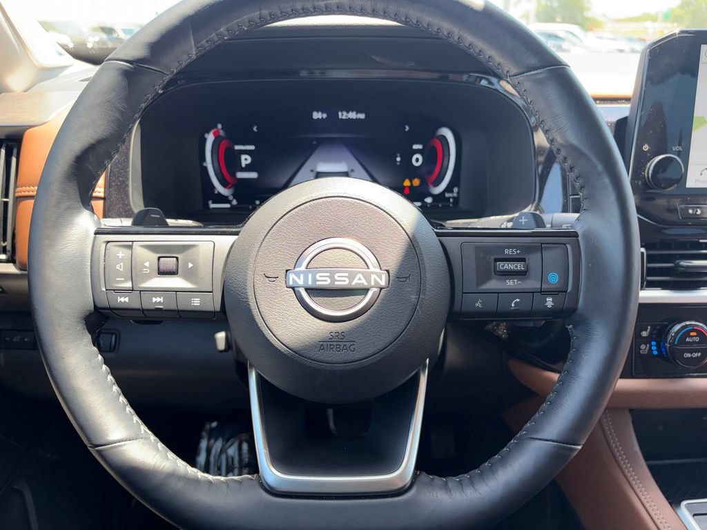 Used 2025 Nissan Pathfinder Platinum w/ Cargo Package FWD image 11