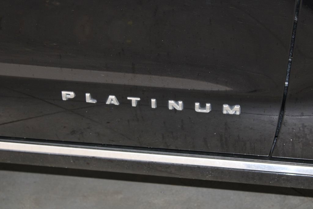 Used 2023 Ford Expedition Platinum AWD/4WD image 11