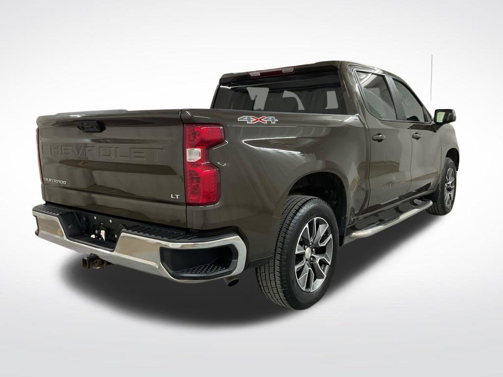 Used 2023 Chevrolet Silverado 1500 LT AWD/4WD image 3