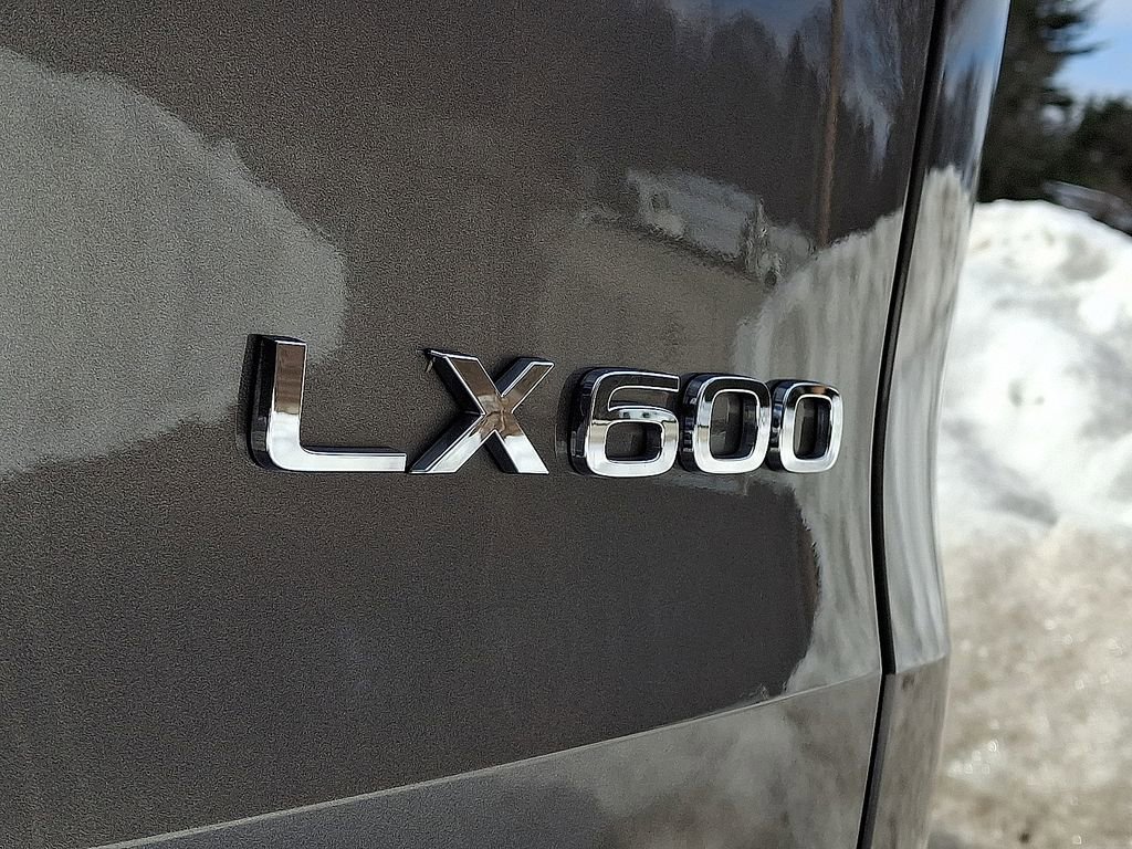 Used 2024 Lexus LX 600 F Sport image 21