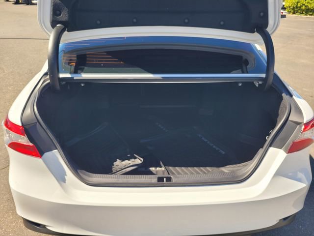 Used 2019 Toyota Camry LE w/ Convenience Package image 11