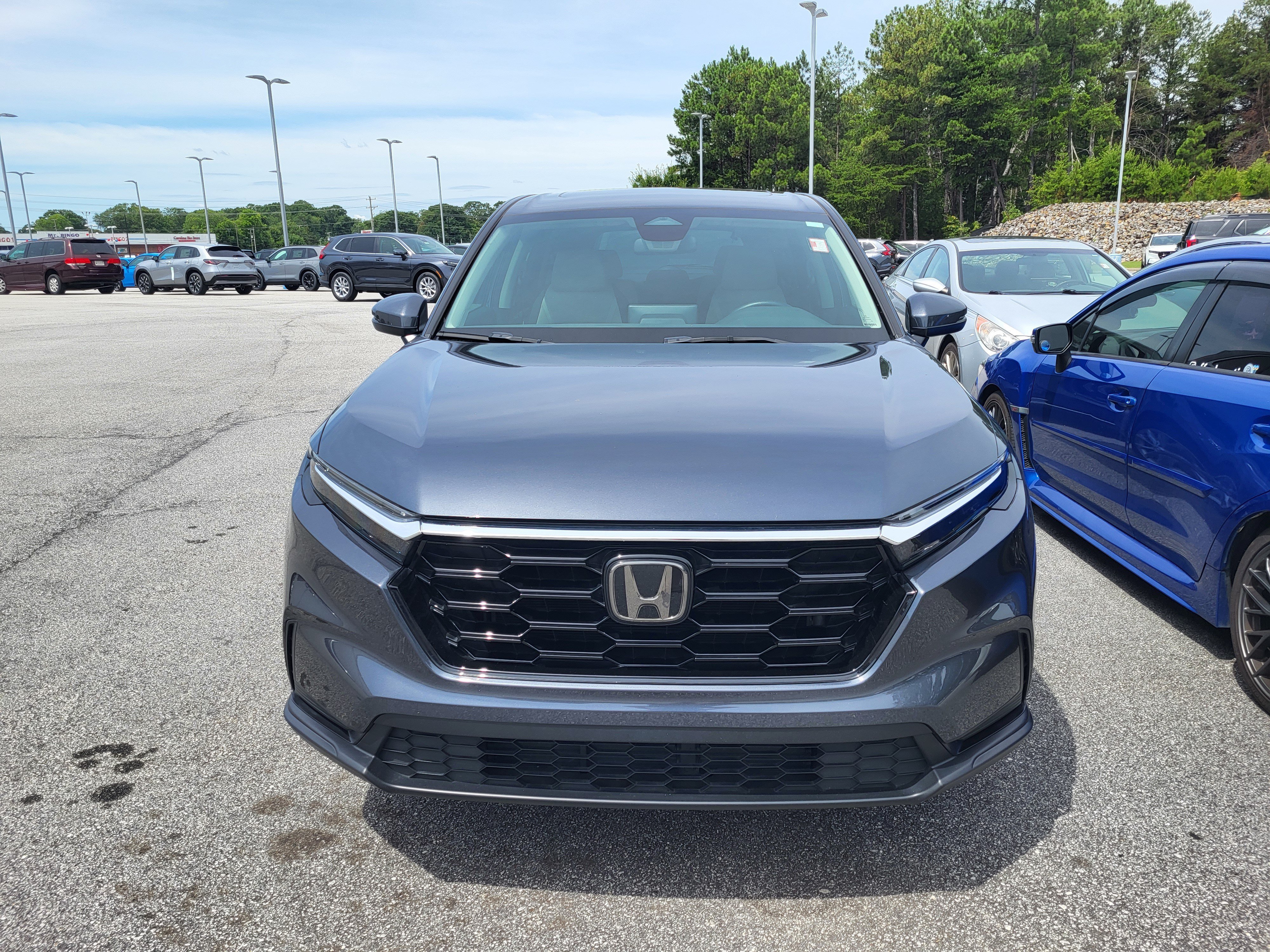 Used 2025 Honda CR-V EX image 2