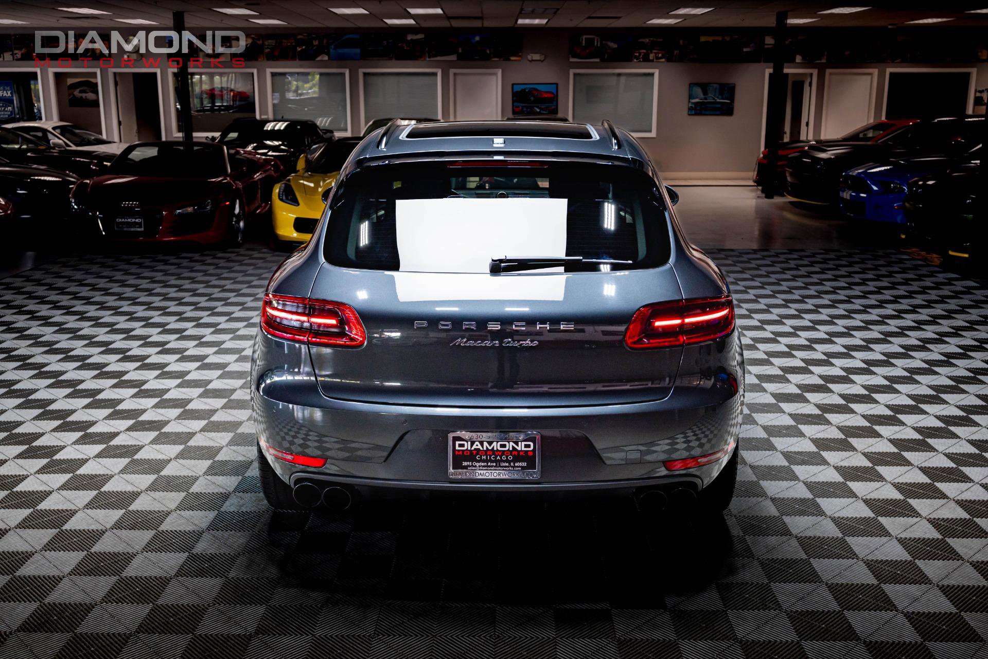 Used 2018 Porsche Macan Turbo image 28