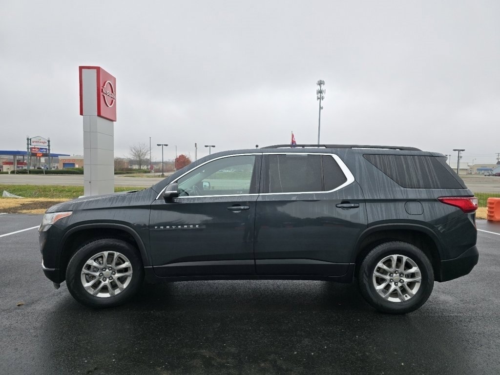 Used 2021 Chevrolet Traverse LT w/ LPO, Floor Liner Package image 11