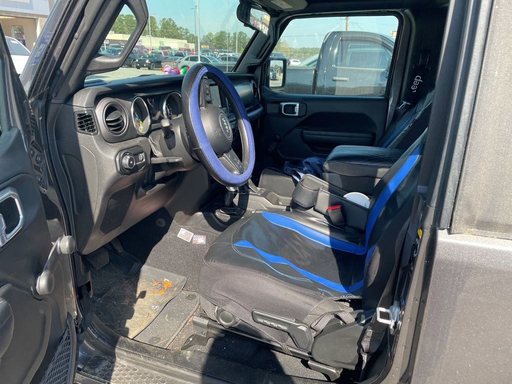 Used 2023 Jeep Wrangler Sport image 8